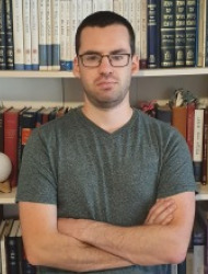 Yinon Kahan